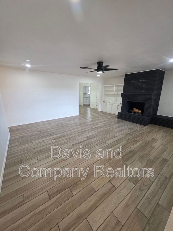 Building Photo - 4307 Harvard Ave