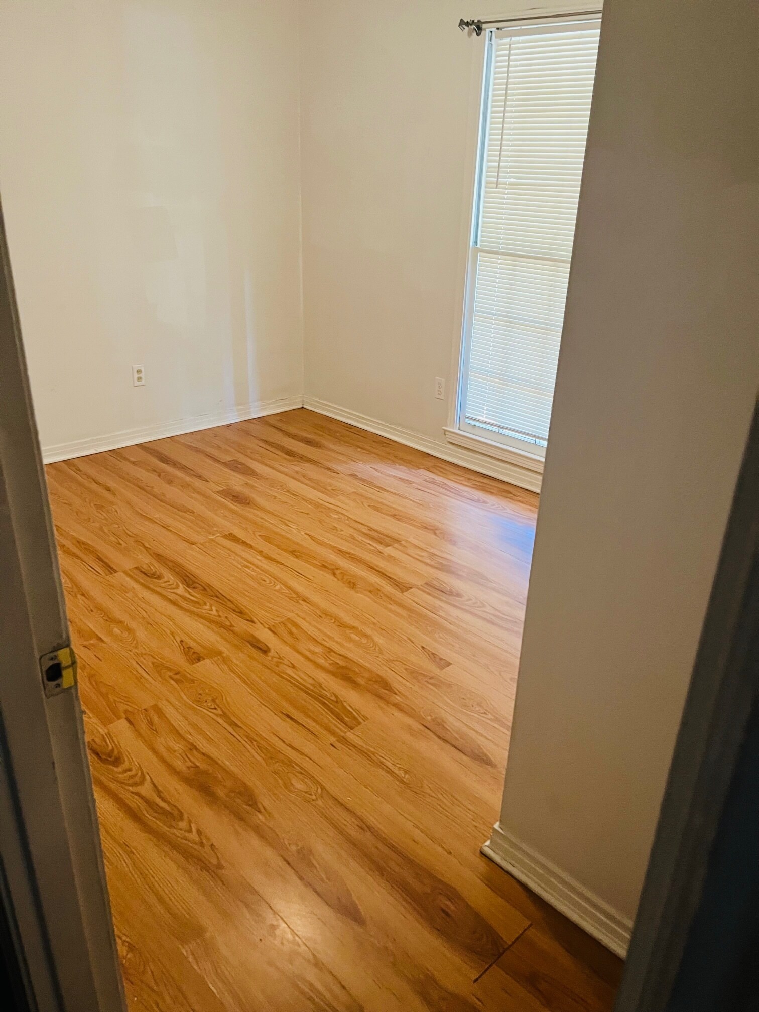 Building Photo - 1365 Middle Ring Rd