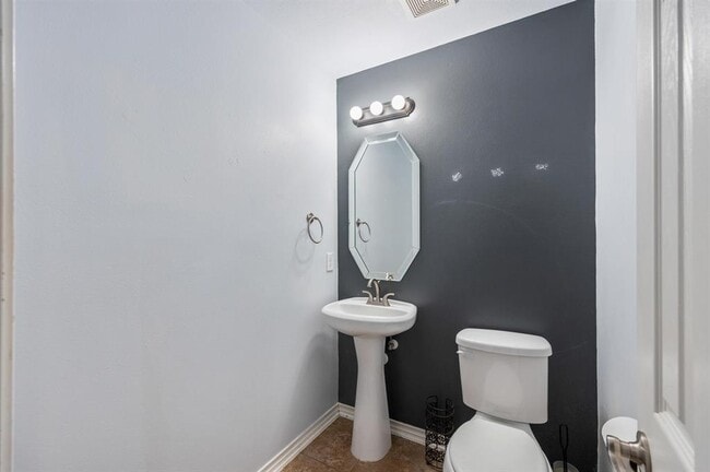 Building Photo - 3011 Rustic Gardens Dr