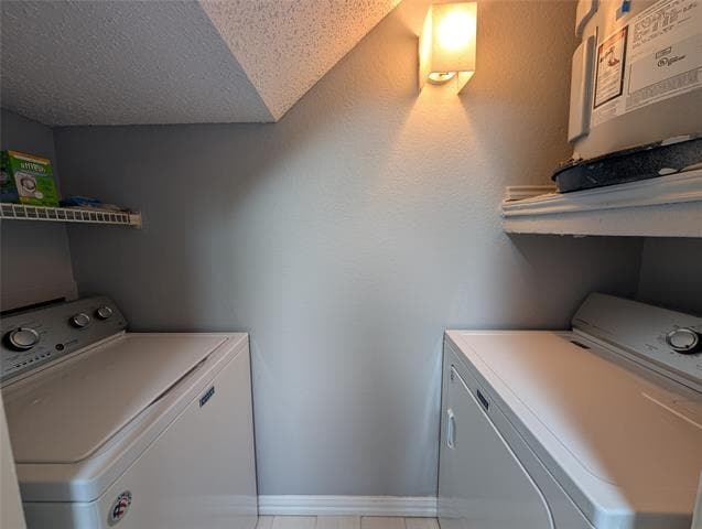 Building Photo - 12660 Hillcrest Rd