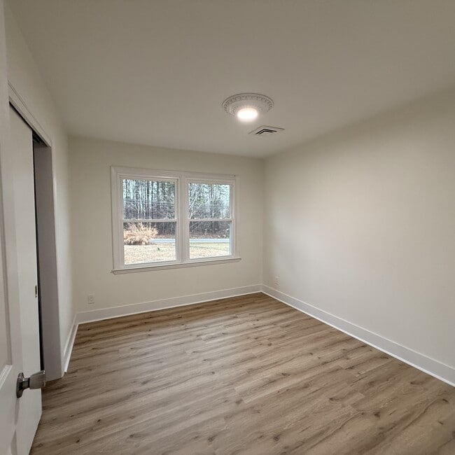 Building Photo - 1709 Neelley Rd