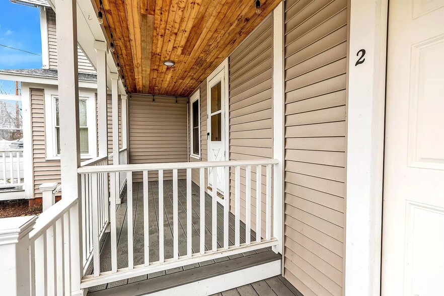 Building Photo - 40 Wilford St