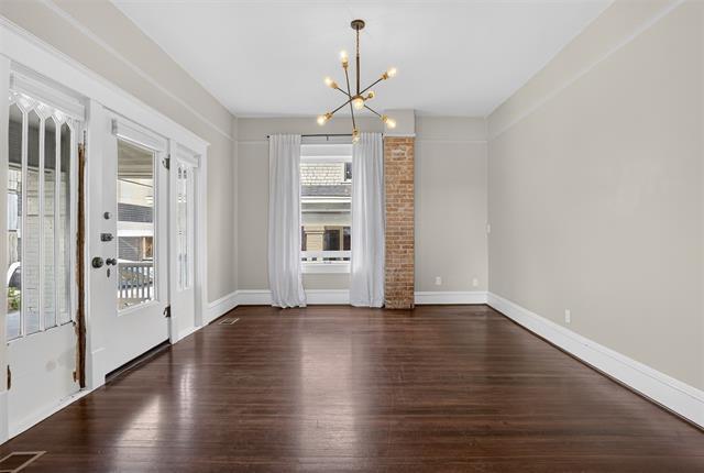 Building Photo - 1630 Mistletoe Blvd