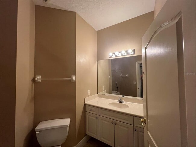 Building Photo - 20 Woodfield Dr