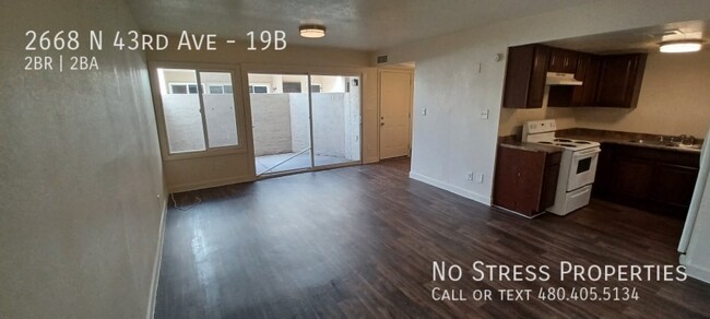 Building Photo - 2 Bed 2 Story Condo off 43rd Ave and Thomas!