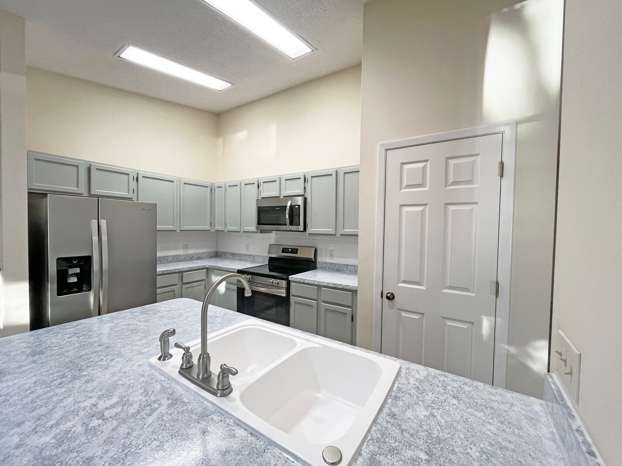 Building Photo - 26 Aledo Ct