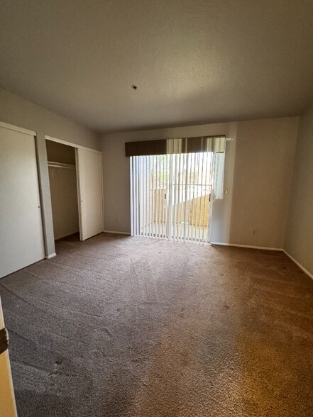 Building Photo - 12123 W Bell Rd