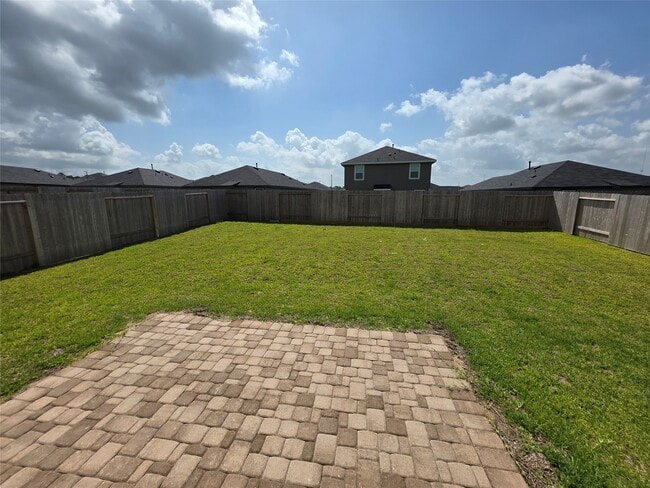 Building Photo - 40934 Seasoned Oak Ln