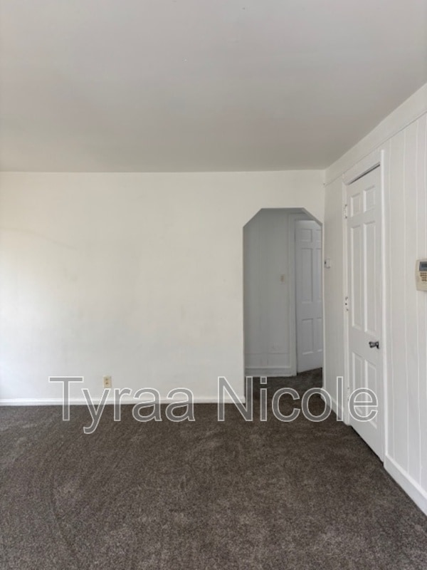 Building Photo - 18134 Vaughan St