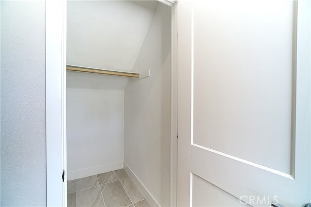 Building Photo - 6 Transport