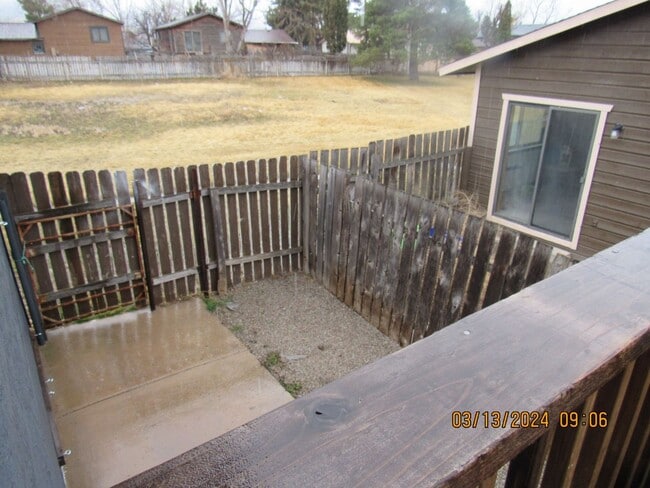 Building Photo - Single family residence in Rifle