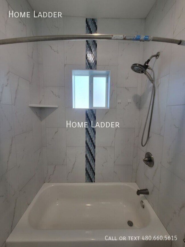 Building Photo - 2301 N 27th St