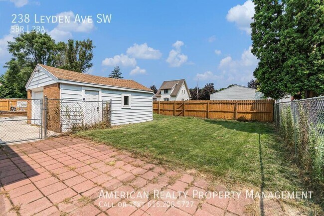 Building Photo - 238 Leyden Ave SW