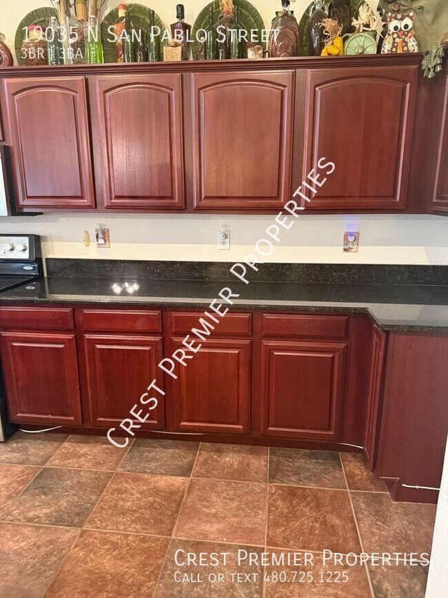 Building Photo - 19035 N San Pablo St