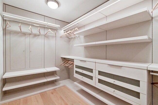 Building Photo - 10203 Collins Ave