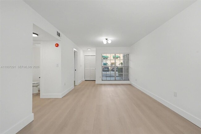 Building Photo - 12224 SW 52nd Pl