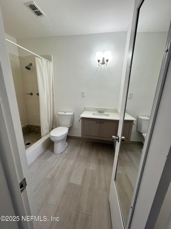 Building Photo - 8105 Santillo Dr