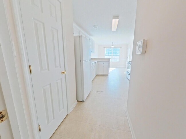 Building Photo - 113 Dozier Dr