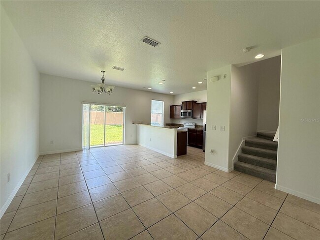 Building Photo - 10713 Savannah Landing Cir