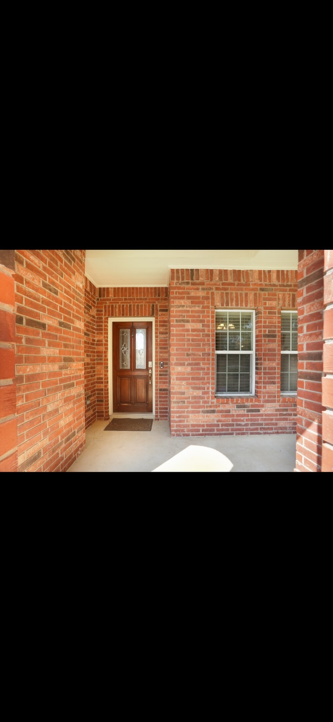 Building Photo - 14423 Devout