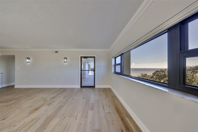 Building Photo - 4141 Bayshore Blvd