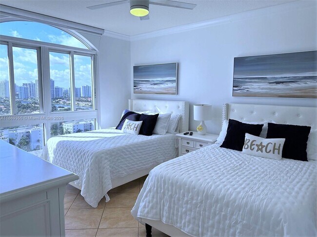 Building Photo - 2080 S Ocean Dr