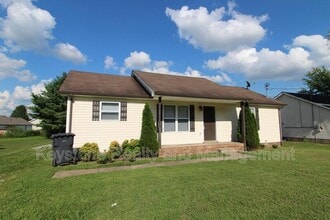 Building Photo - 1920 Timberline Cir