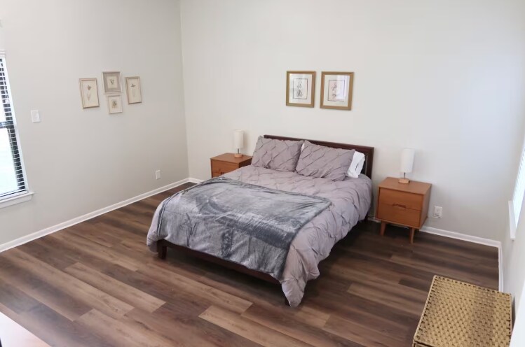 Building Photo - 15218 Bent Moss St