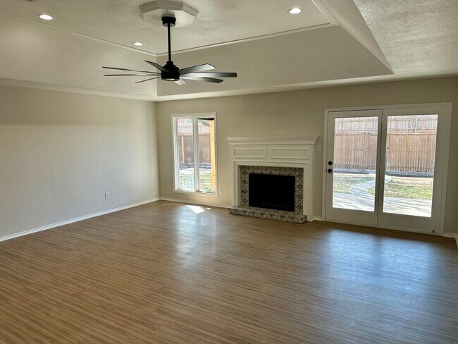 Building Photo - 5821 80th St