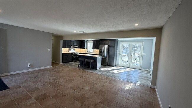 Building Photo - 23 Orchard Ave