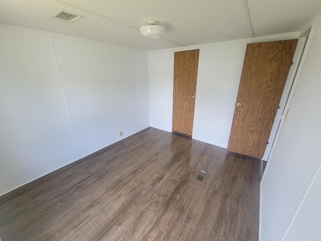 Building Photo - 472 Ruben Wells Rd