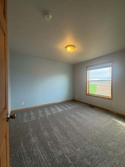 Building Photo - 8275 Co Rd 54