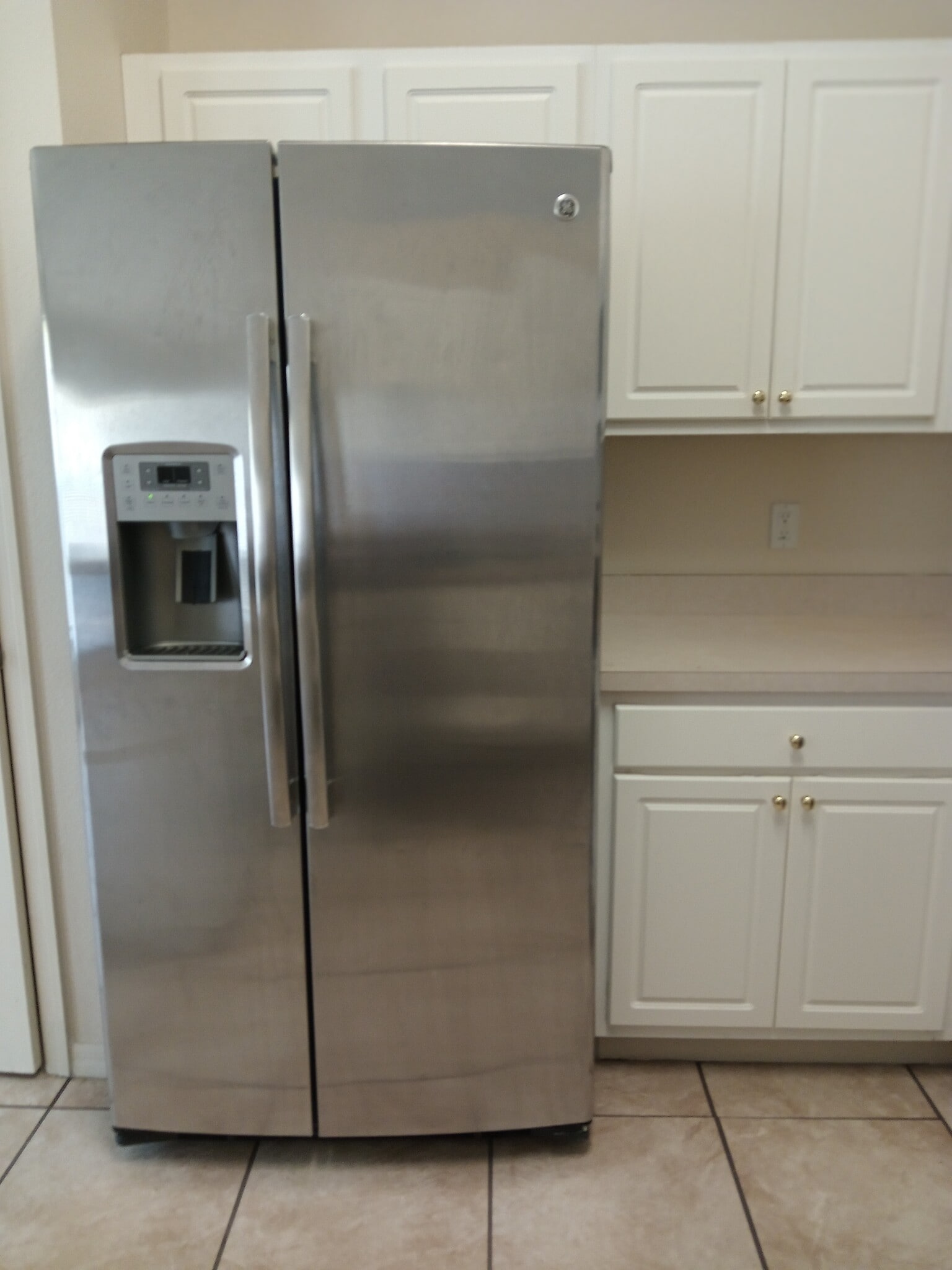 Building Photo - 963 Husted Ave SE