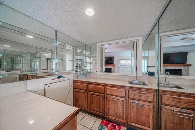 Building Photo - 3414 Ashfield Dr