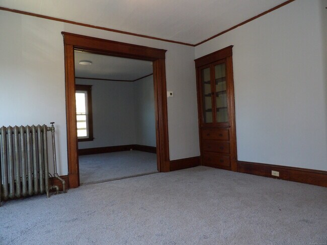 Building Photo - 172 Woodland St