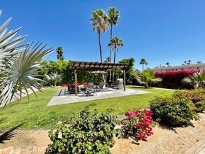 Building Photo - 37067 Bankside Dr