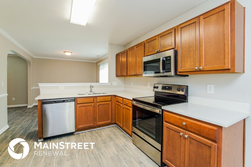 Building Photo - 2436 Ferdinand Dr