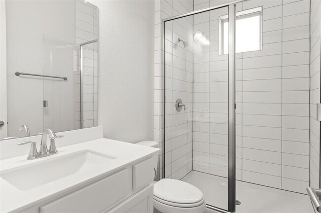 Building Photo - 200 Castlefields St