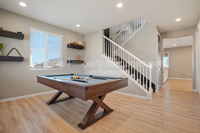 Building Photo - 27837 E 9th Ln