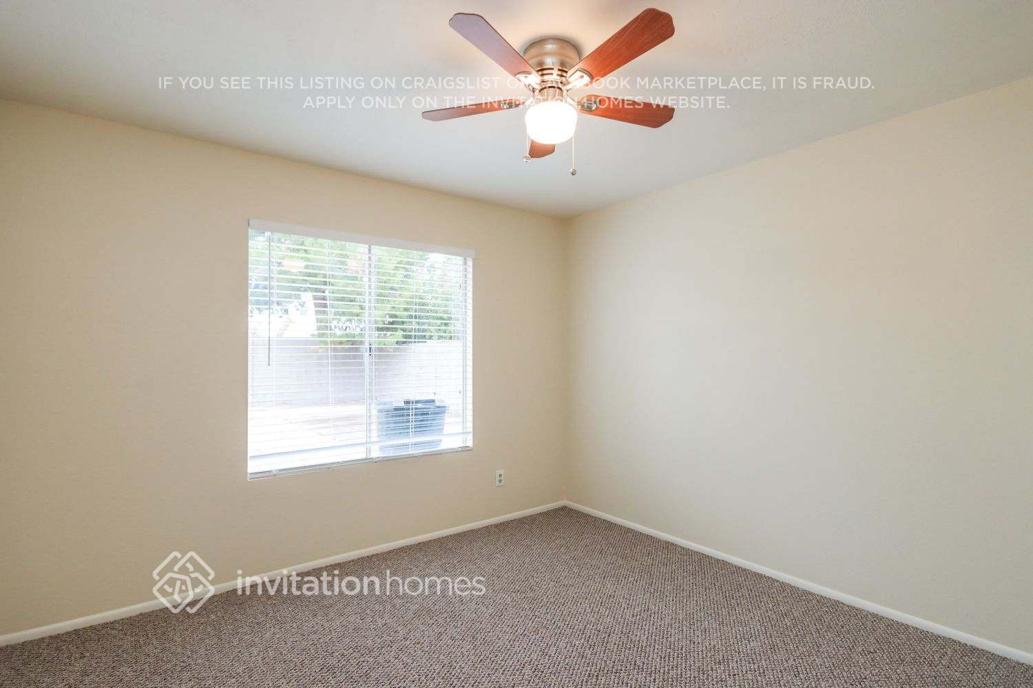 Building Photo - 3630 W Carla Vista Dr