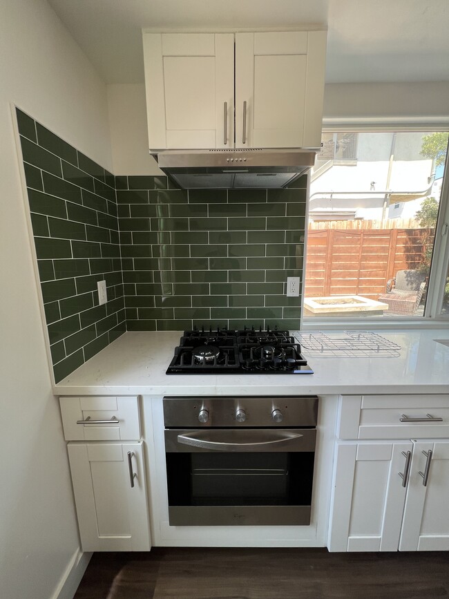 Building Photo - 4457 Estrella Ave