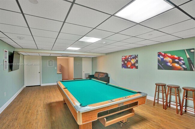 Building Photo - 1201 S Ocean Dr