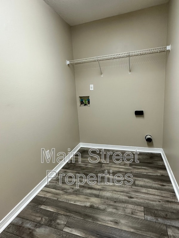 Building Photo - 7170 Rampart Way