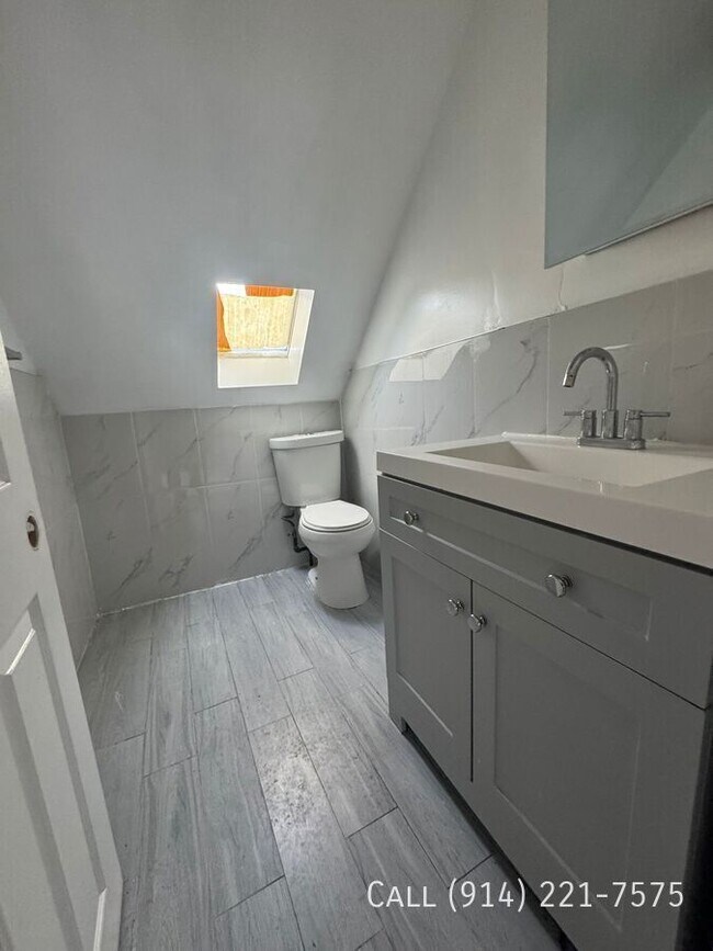 Building Photo - 104 Buena Vista Ave