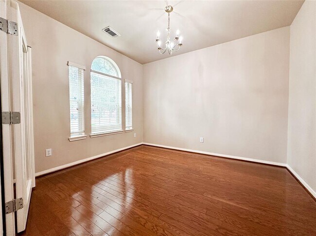 Building Photo - 11815 Champions Grove Ln