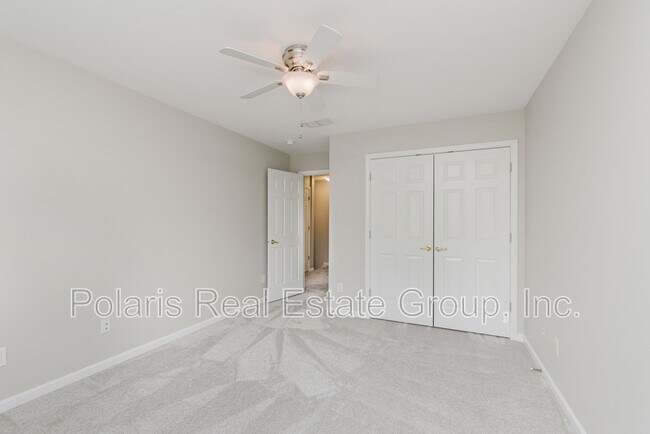 Building Photo - 8422 Enclave Blvd