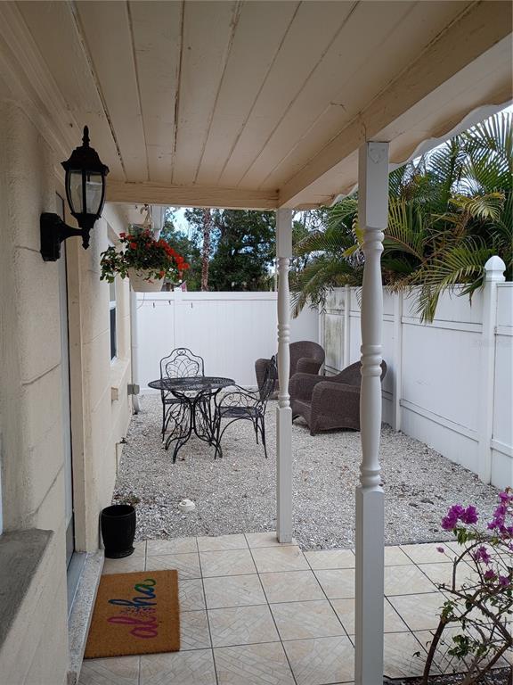 Building Photo - 2525 Bahia Vista St