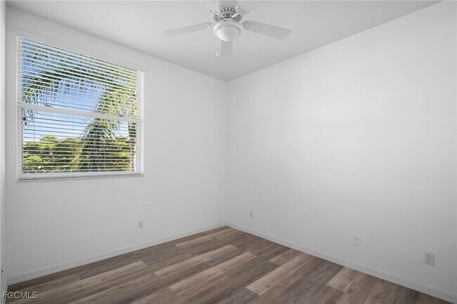 Building Photo - 4241 Bellasol Cir