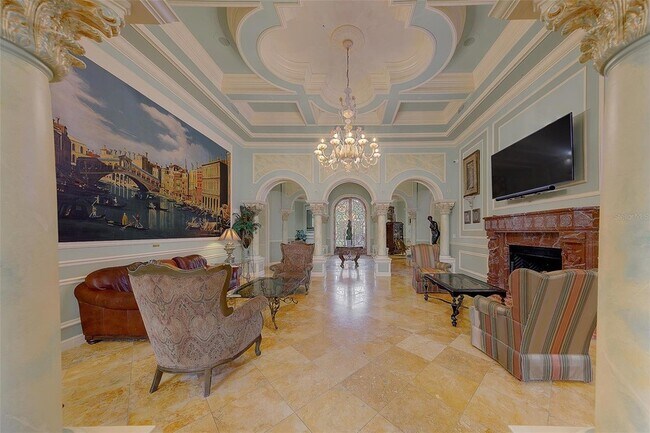 Building Photo - 2705 Via Murano