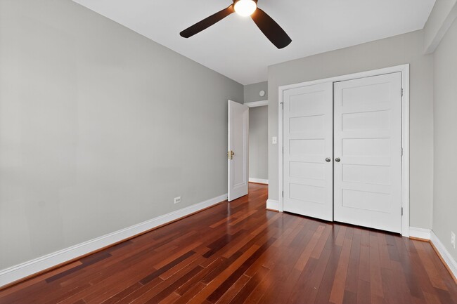 Building Photo - 2100 19th St NW